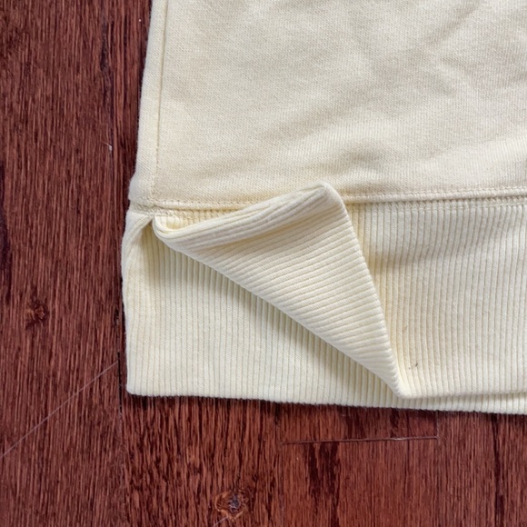 Universal Tread Women’s Pull Over Hoodie - Picture 4 of 5